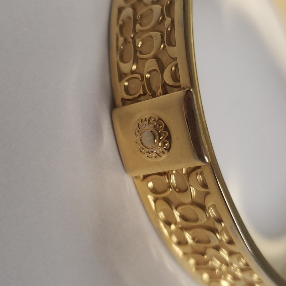Coach Bracelet Signature Gold Toned Bangle - Picture 5 of 6